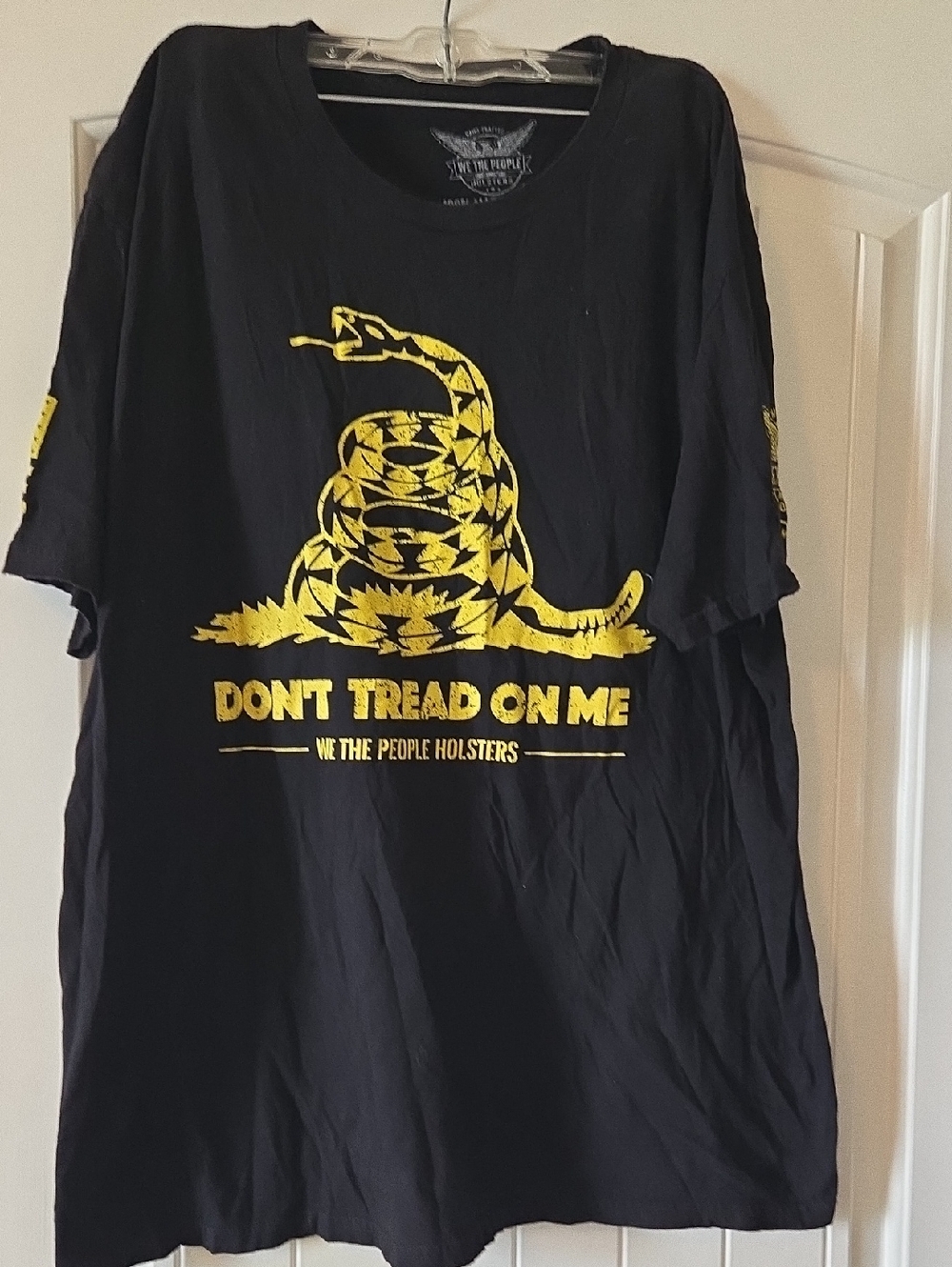 Don't Tread On Me Black & Yellow Reptile-Theme Tee